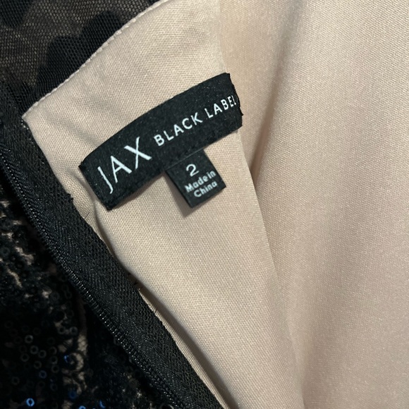 Sequined little black dress! - Picture 2 of 6